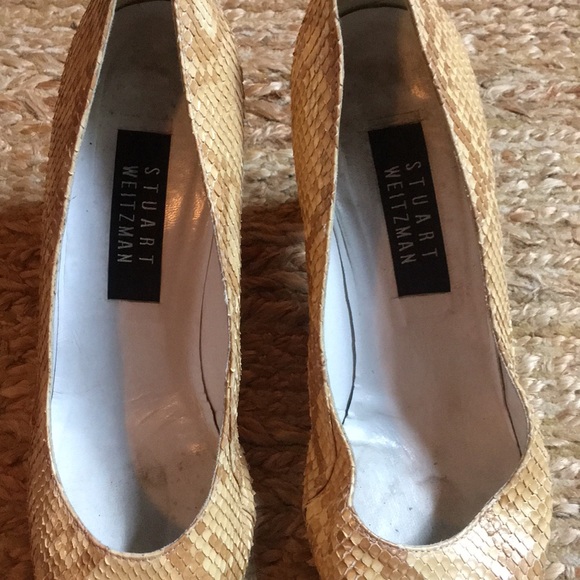 SNAKESKIN STUART WEITZMAN SQUARE HEELS 8.5 - Picture 7 of 8